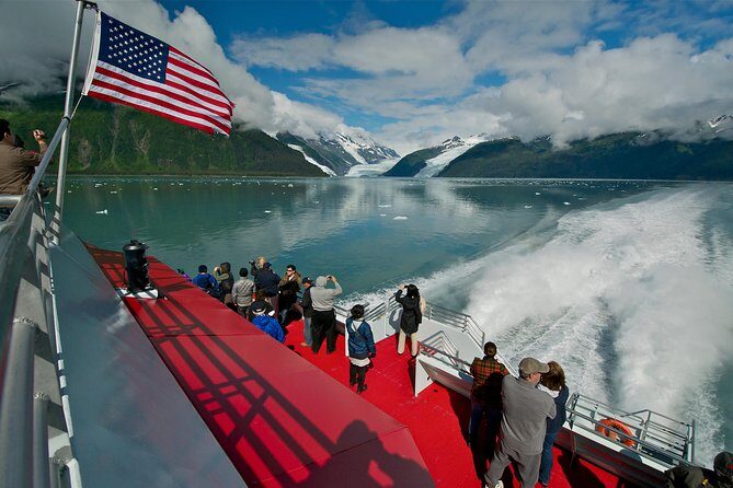 26 Glacier Cruise and Coach from Anchorage, AK - Food, comfort, and the onboard details that quietly help