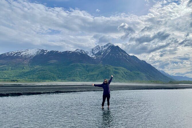 3 hour Lazy River Kayak Float - Entering the Knik River: how the upriver transport changes the whole trip