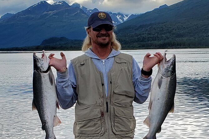 Alaskan Salmon 8-Hour Fishing Experience - Group size, guide style, and how “shared” still feels manageable
