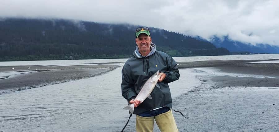 Anchorage: Full-day guided salmon fishing with Hotel Pickup - The “fresh salmon grilled” finish: why it’s a big deal