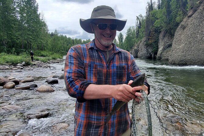 Anchorage Guided Fly-fishing with transportation - Time on the River: 4 to 6 Hours of Moving Water