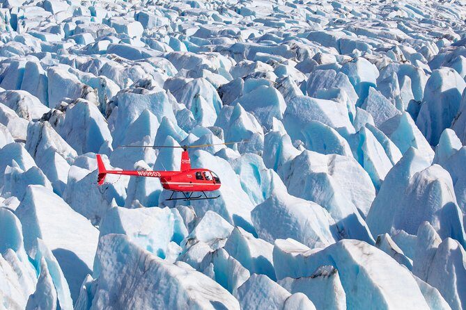 Anchorage Helicopter Flight with Glacier Landing (1 hour) - Glacier landing and the guided hike: the moment you came for