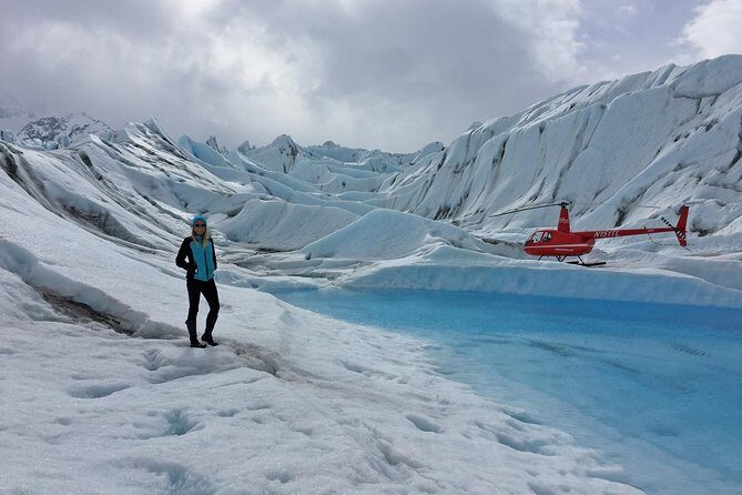 Anchorage Helicopter Flight with Glacier Landing (1 hour) - The helicopter flight over the Chugach range: views plus wildlife odds