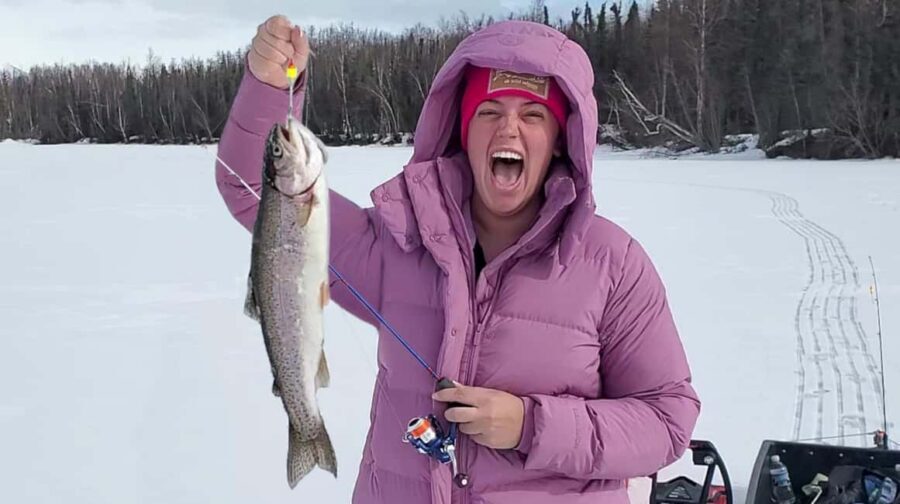 Anchorage: Ice Fishing Trip With Transportation - The van ride: short and purposeful