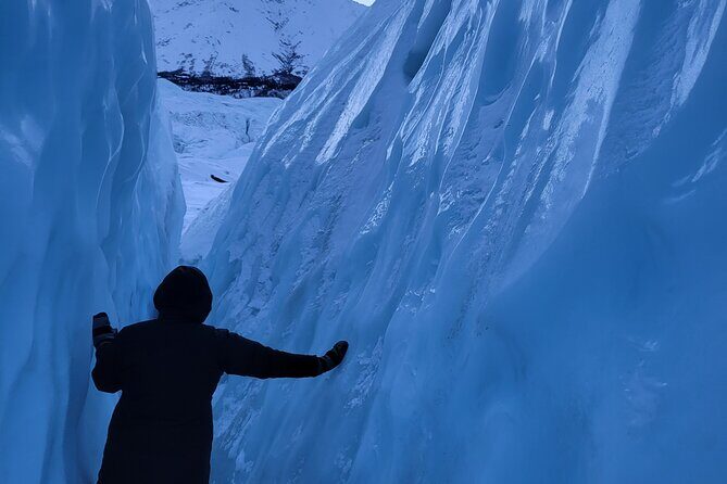 Matanuska Glacier Hike with Lunch Summer and Winter - Who Should Book This Glacier Hike With Lunch?