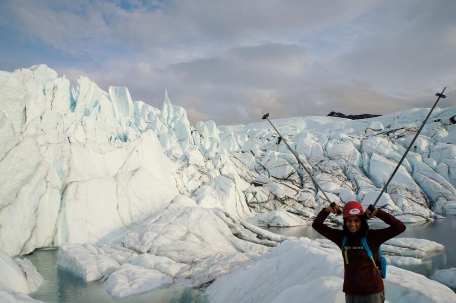 Matanuska Glacier Tour - Getting warm again: coffee after the ice
