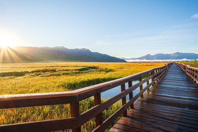 Private Scenic Turnagain Arm Glacier Tour from Anchorage - Girdwood Break: 30 Minutes in a Mountain Town